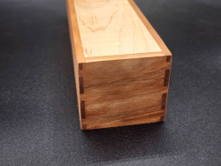 /posts/curly-maple-hinged-pencil-box/curly-maple-hinged-pencil-box-3-thumb.jpg